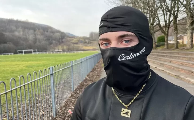 Villain Welsh Rapper made to look like a villain in front of his tiny fanbase